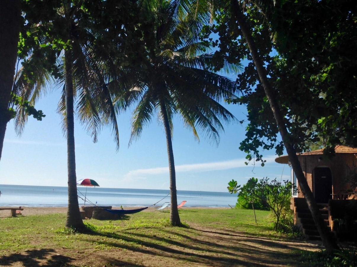 Ban Tawansongfa Hotell Lang Suan Exteriör bild