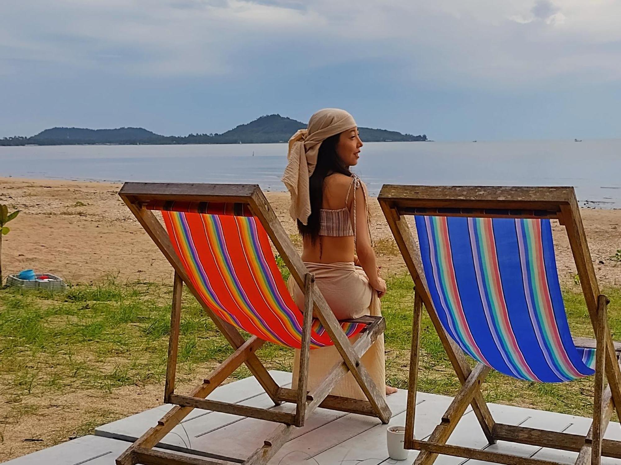 Ban Tawansongfa Hotell Lang Suan Exteriör bild